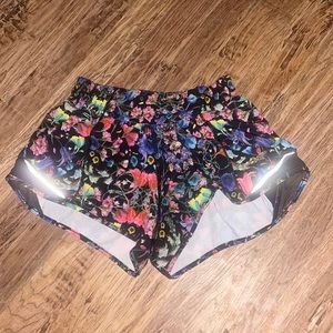 lulu shorts size 2 2.5